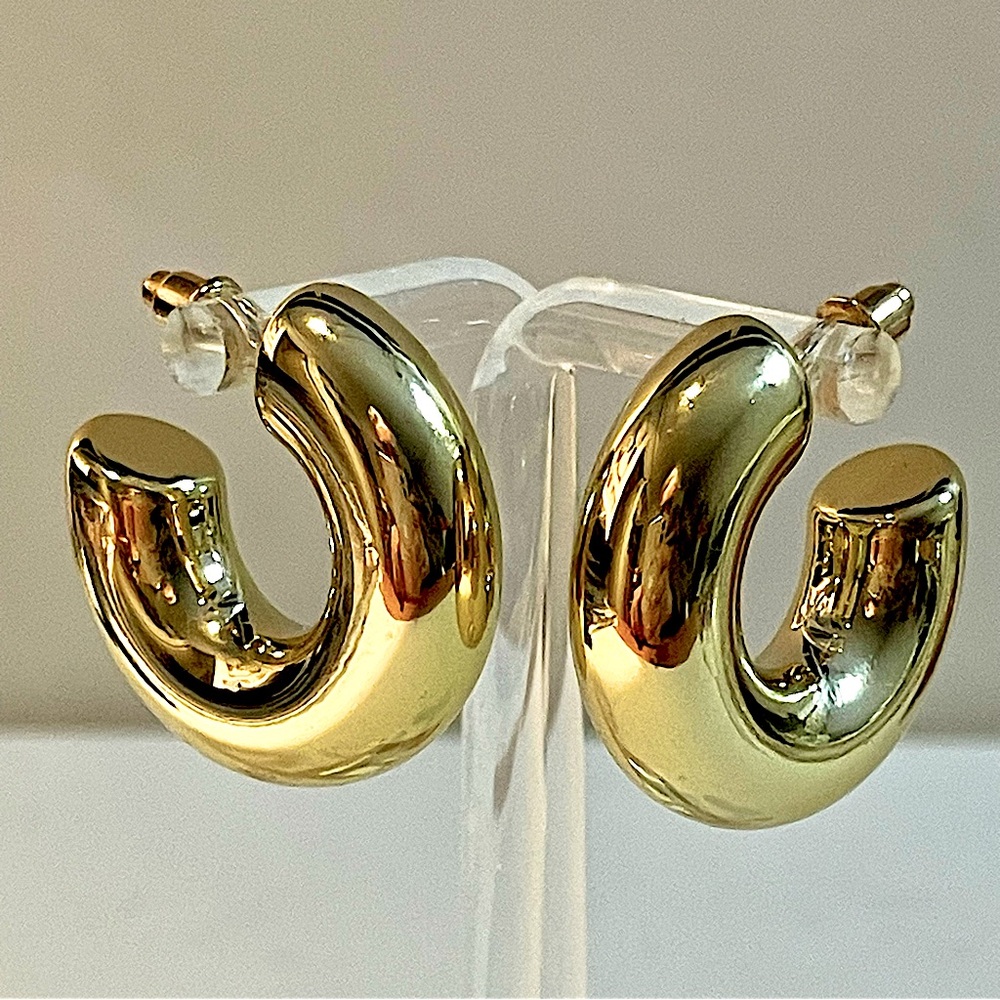 Puffy Round C Hoop Earrings New